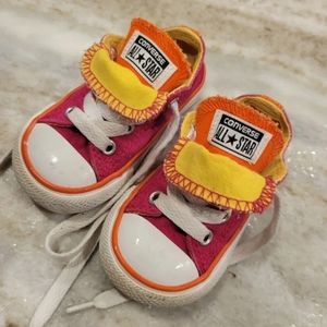 Baby red Converse sneakers sz 4